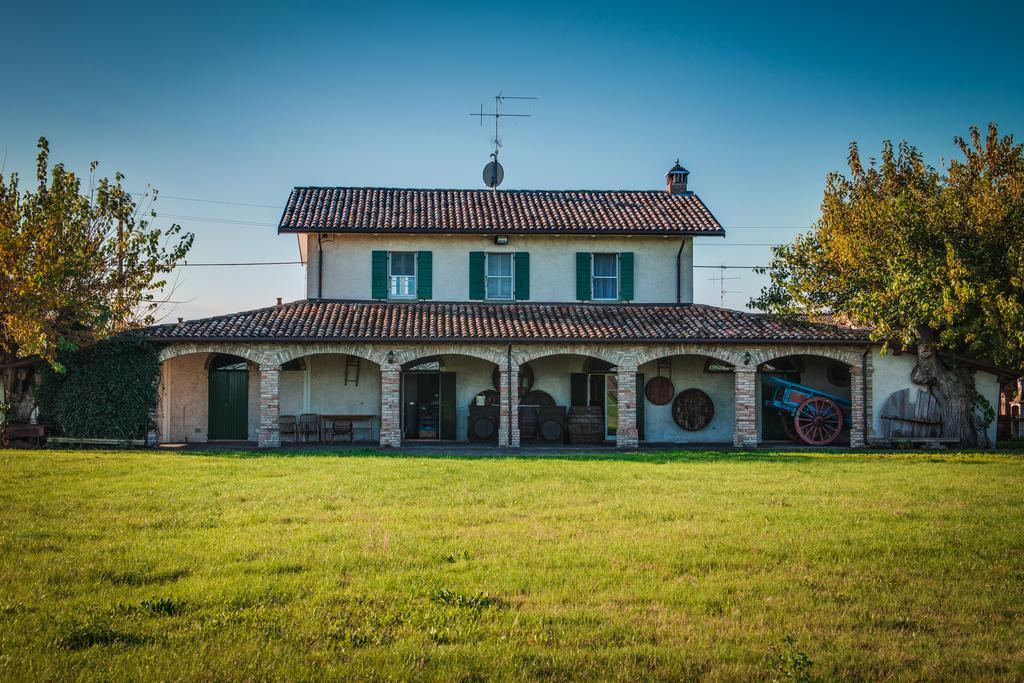SantʼArcangelo di Romagna La Fattoriaゲストハウス エクステリア 写真